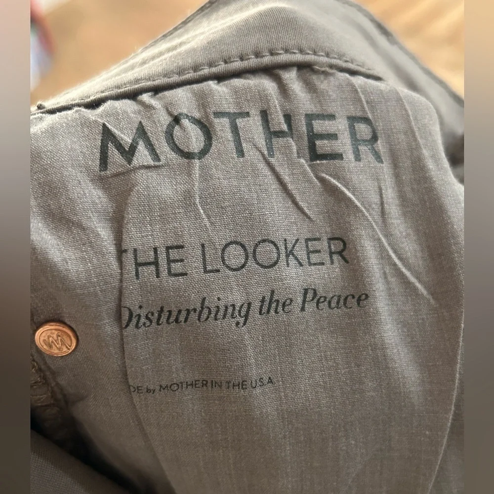 MOTHER Denim The Looker in Disturbing the Peace Gunmetal Jeans - Size 27